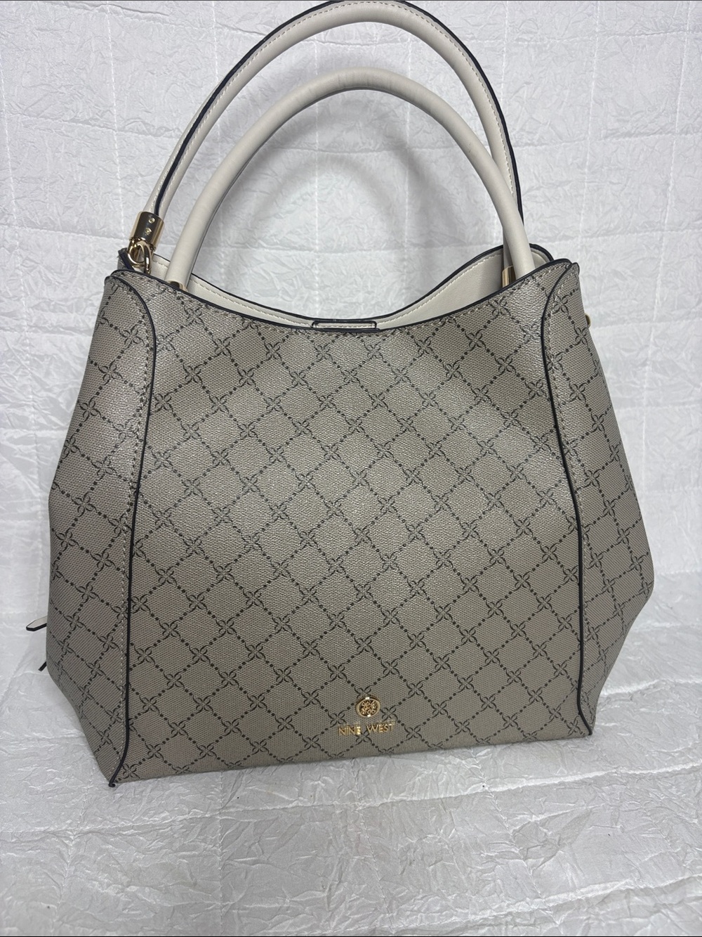 Nine West Logo Print Tote Handbag Beige Ivory Faux Leather Gold Hardware EUC